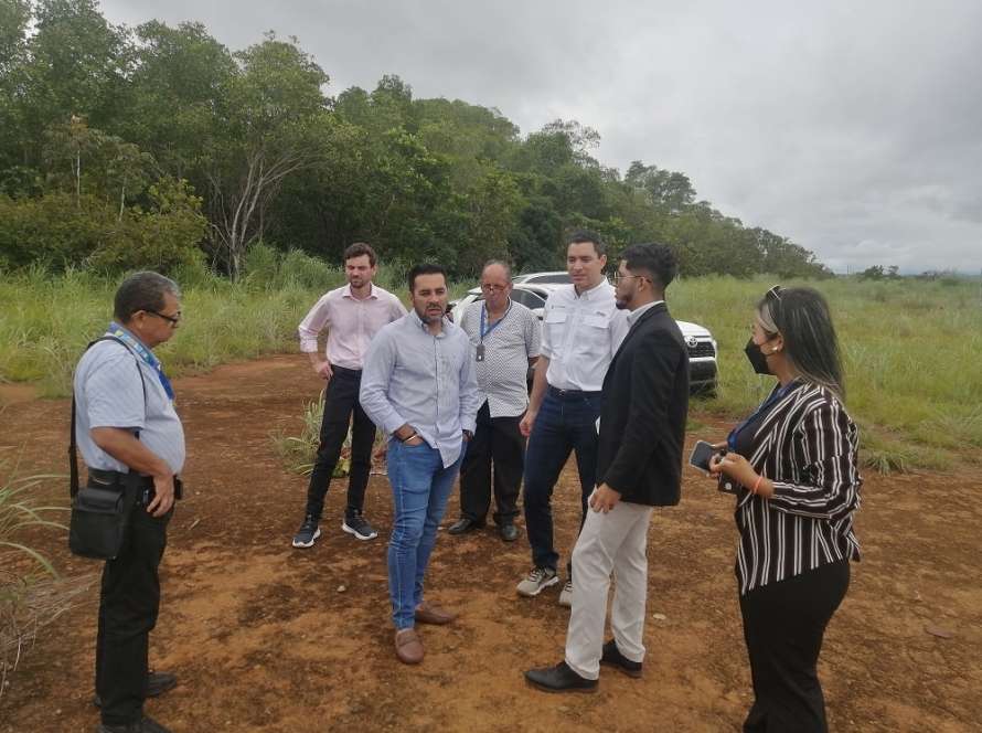 Alcalde de David visita el sitio del futuro puerto Barú en Chiriquí