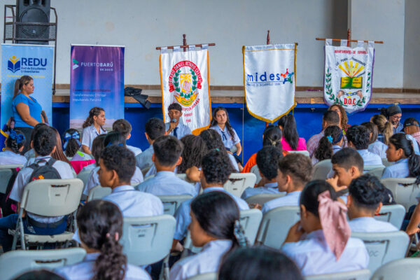 Juventud con voz, futuro con propósito