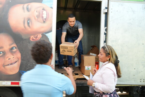 Nuestra Fundación Nuevas Rutas, fortalece alianza con el Banco de Alimentos en beneficio de la niñez chiricana