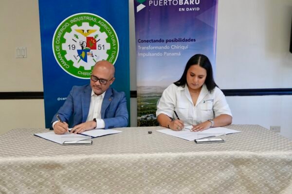 Firmamos acuerdo para fortalecer a las mipymes de la concha negra en Chiriquí.  